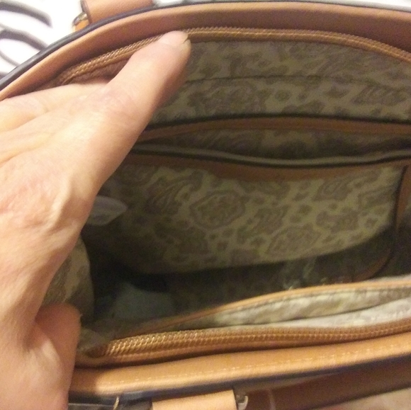 Simply Noelle purse - Picture 3 of 3